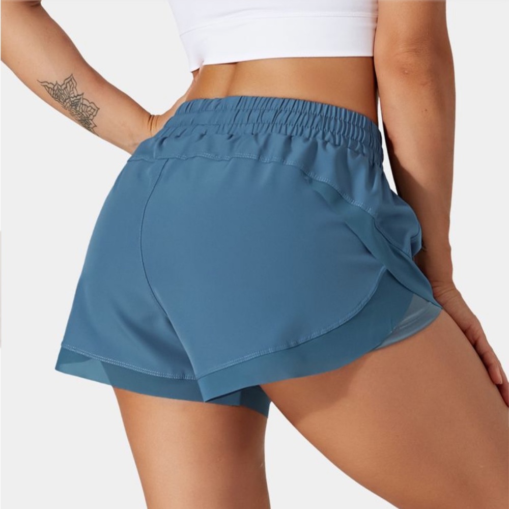 NWT Halara Drawstring Contrast Mesh 2 in 1 shorts Women’s XS - Picture 3 of 14